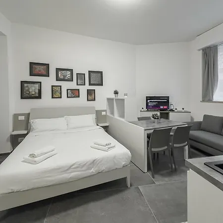 Realkasa Leopardi Apartment *