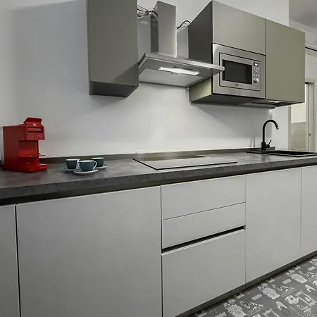 Realkasa Leopardi Apartment